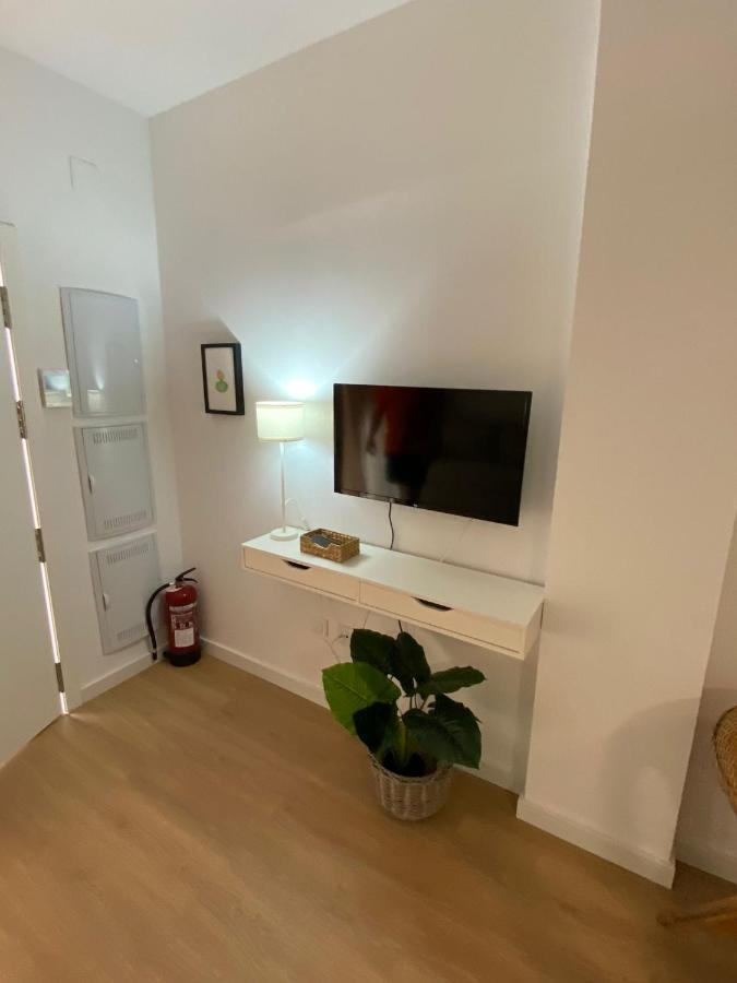 Apartamento Turistico Damajuana Parking Free Espartinas Eksteriør bilde